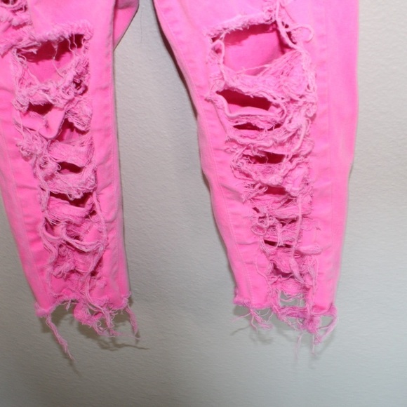 Fashion Nova Bright Pink HighRise Raw Hem Distressed Bermuda Shorts — Size 5 - Picture 9 of 9